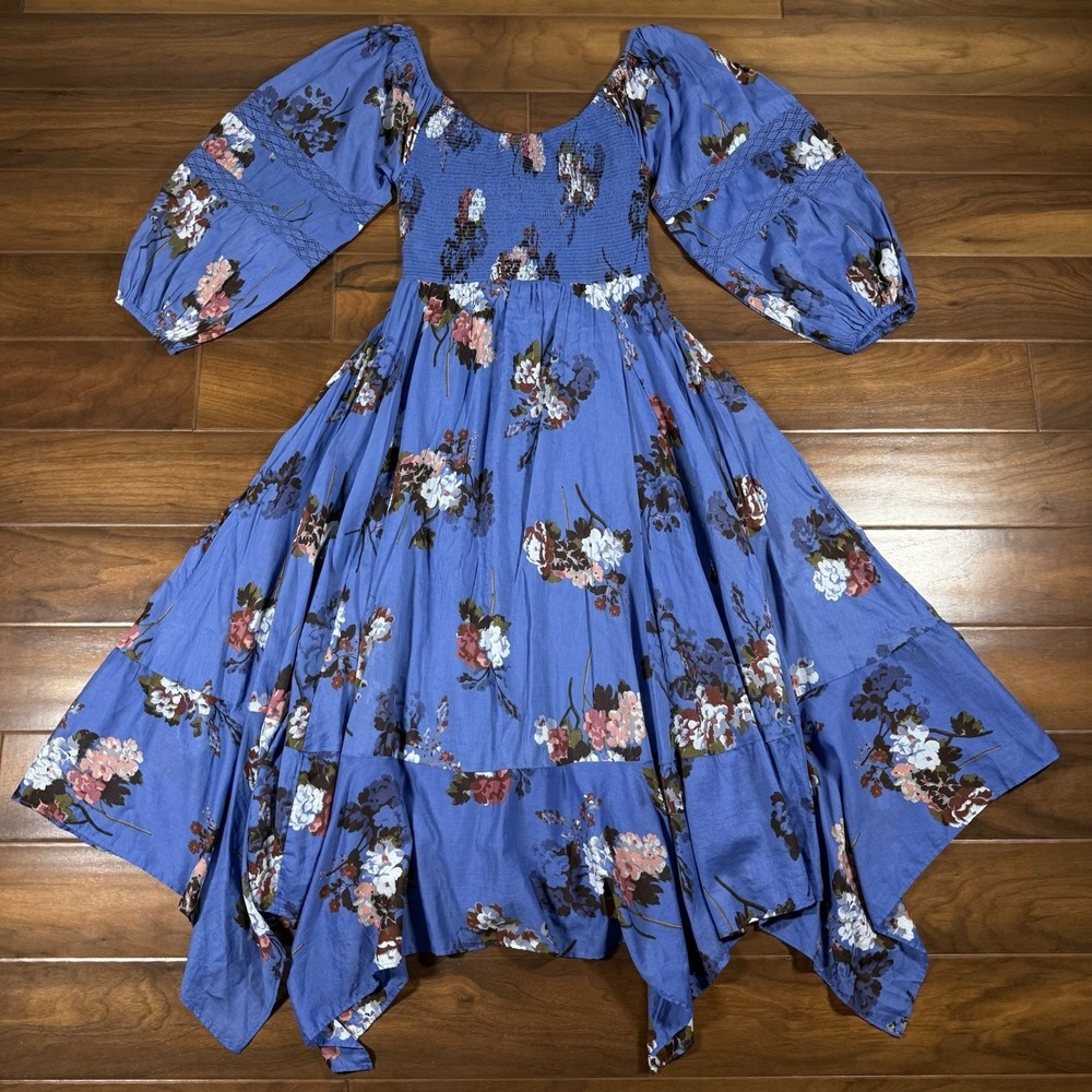 Free People Women's Size Small‎ Blue Floral Morning Glory Smocked Maxi Dress